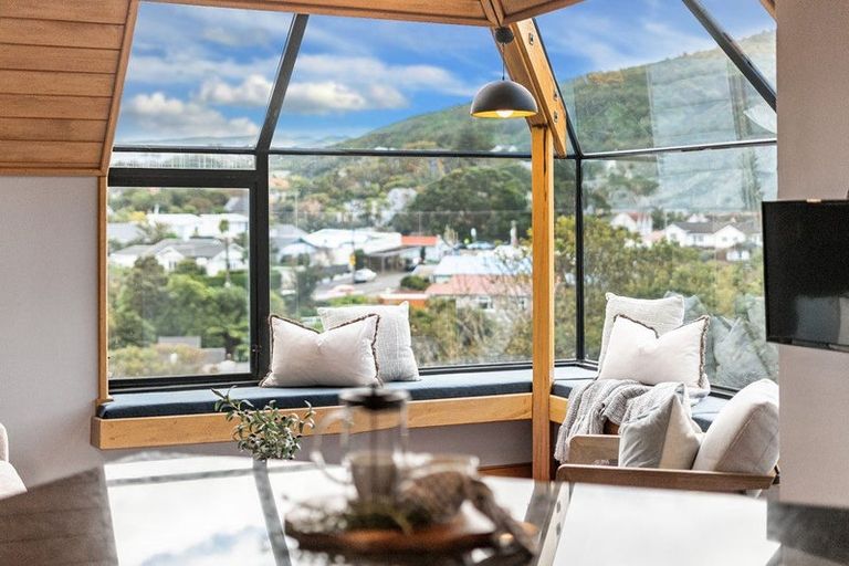 Photo of property in 14 Madras Street, Khandallah, Wellington, 6035