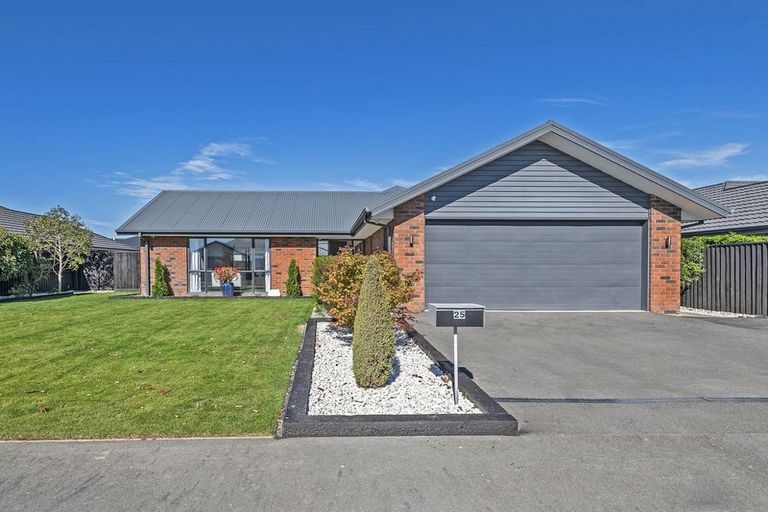 Photo of property in 25 Navy Loop, Rolleston, 7614