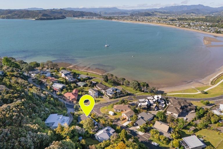 Photo of property in 23 Haddon Crescent, Whitianga, 3510