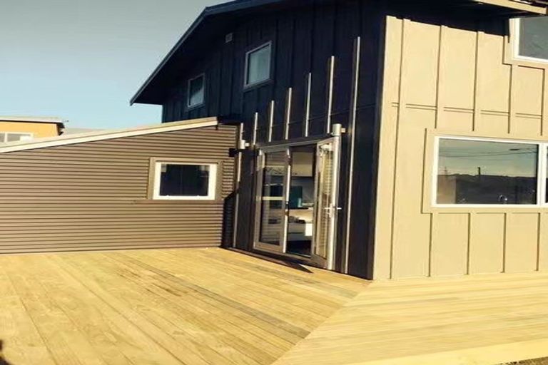 Photo of property in 50 Elizabeth Street, Moera, Lower Hutt, 5010