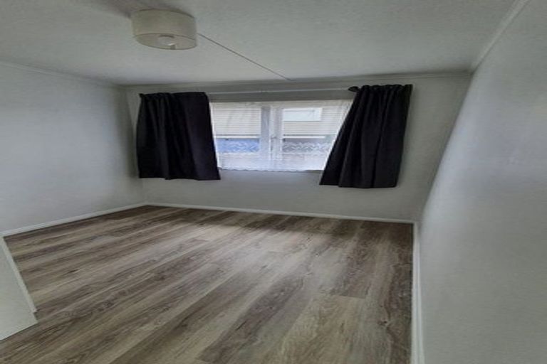 Photo of property in 624 Pakuranga Road, Howick, Auckland, 2010