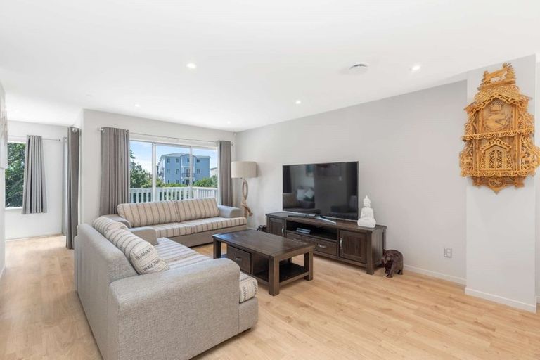 Photo of property in 75 Joseph Street, Flat Bush, Auckland, 2019