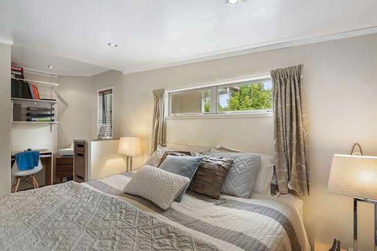 Photo of property in 52 Danbury Drive, Torbay, Auckland, 0630