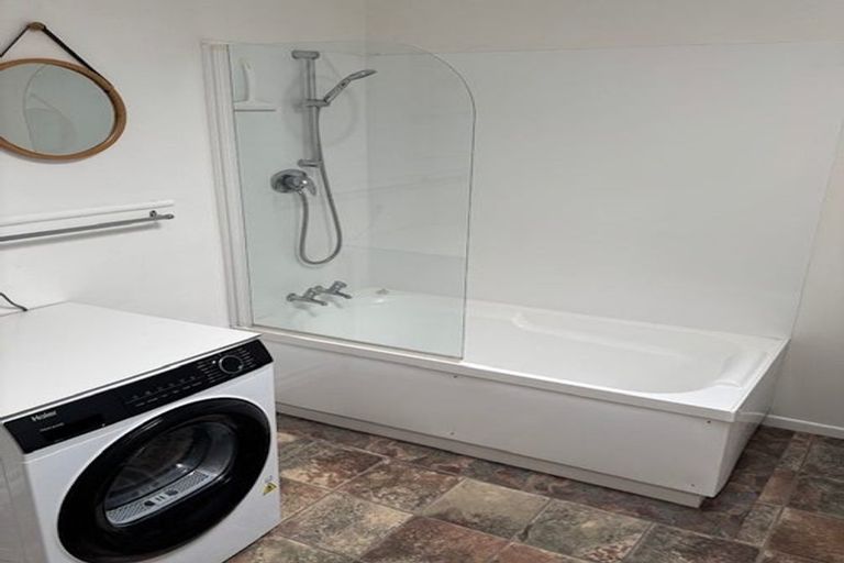 Photo of property in 136 Daniell Street, Newtown, Wellington, 6021