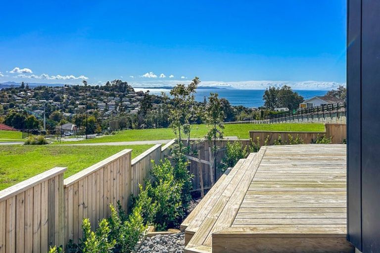 Photo of property in 25 Anehana Place, Stanmore Bay, Whangaparaoa, 0932
