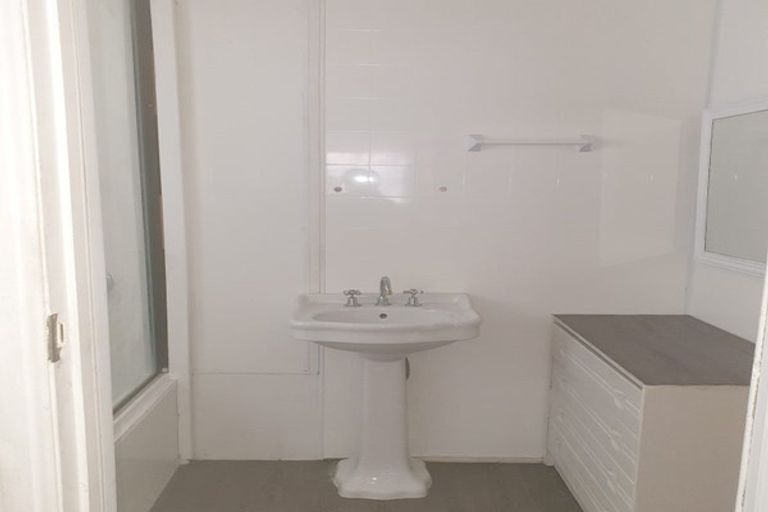 Photo of property in 4 Meachen Terrace, Waiuku, 2123