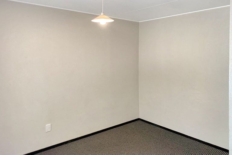 Photo of property in 2 Ramsey Crescent, Flaxmere, Hastings, 4120