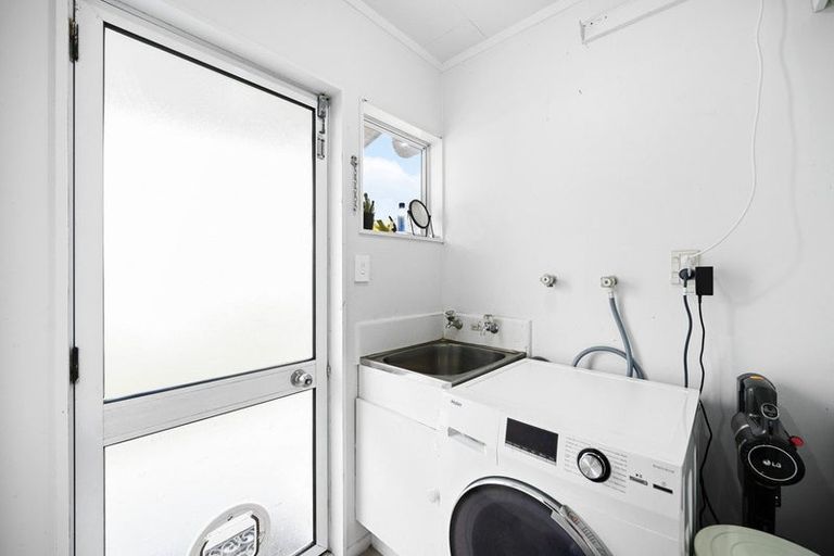 Photo of property in 9 Garland Drive, St Andrews, Hamilton, 3200
