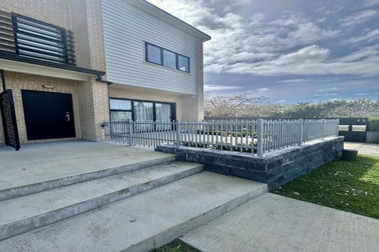 Photo of property in 40b Kervil Avenue, Te Atatu Peninsula, Auckland, 0610