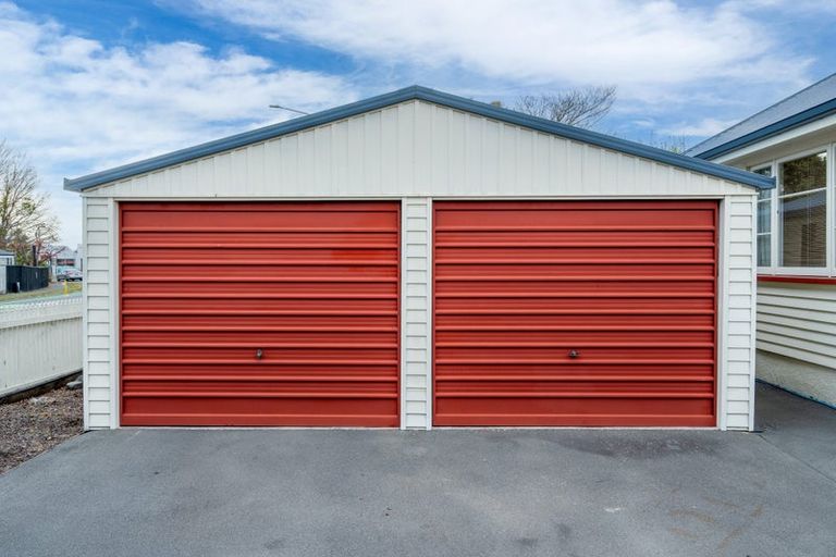 Photo of property in 81 Blighs Road, Strowan, Christchurch, 8052