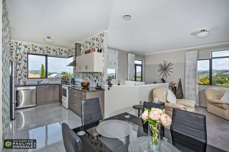 Photo of property in 11 Ridgeway Drive, Te Kamo, Whangarei, 0112