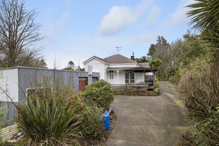 Photo of property in 55 Tarata Road, Inglewood, 4387