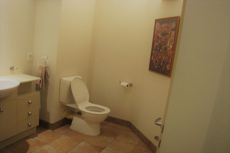 Photo of property in 37u8 Majoribanks Street, Mount Victoria, Wellington, 6011