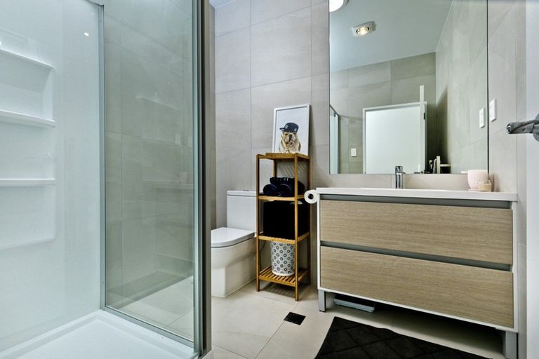 Photo of property in 38b Taikura Avenue, Red Beach, 0932