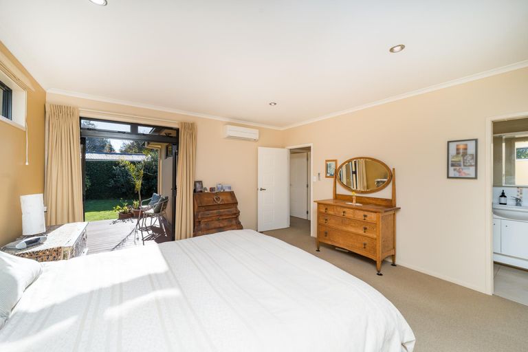 Photo of property in 14 Batt Street, West End, Palmerston North, 4410