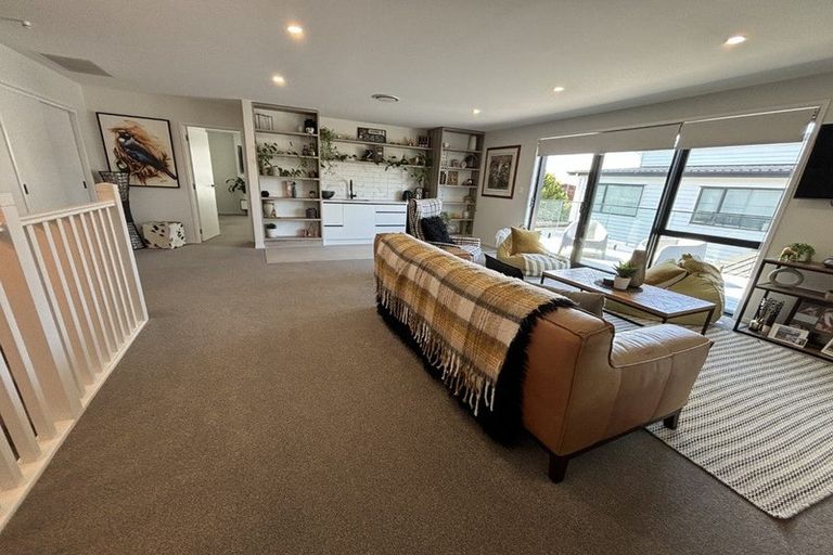 Photo of property in 16 Mutetai Road, Clarks Beach, 2122