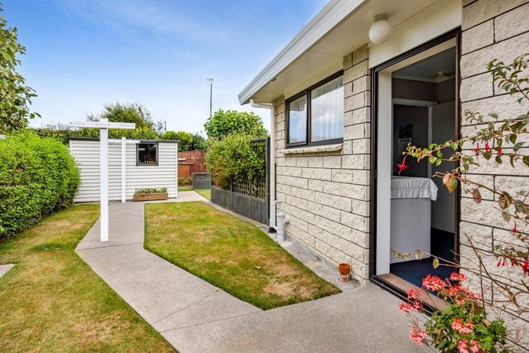 Photo of property in 14a Murdoch Street, Hawera, 4610