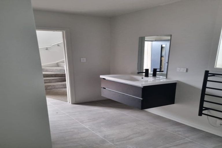 Photo of property in 5/82 Kilbirnie Crescent, Kilbirnie, Wellington, 6022