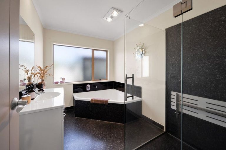 Photo of property in 111 Ohangai Road, Normanby, Hawera, 4675