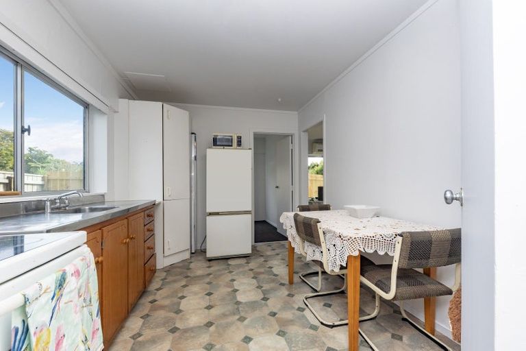 Photo of property in 37 Maude Street, Riverhead, 0820