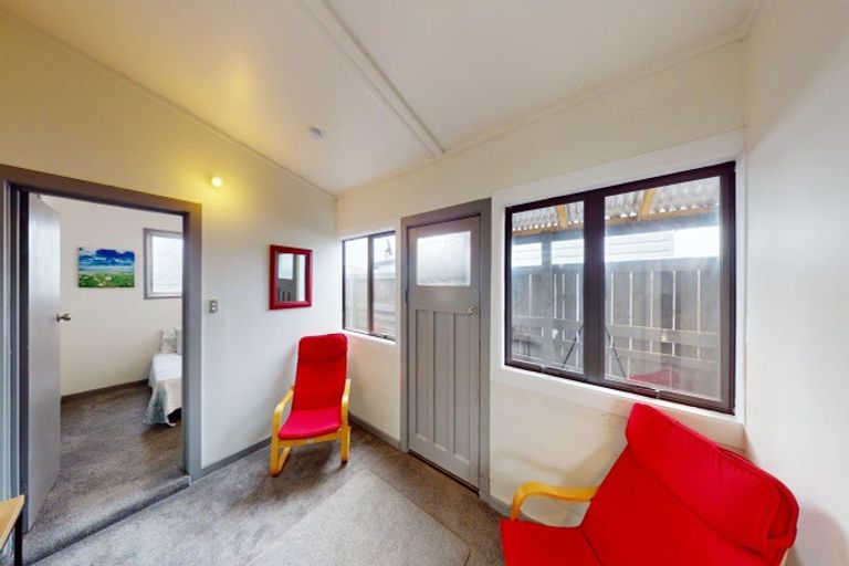 Photo of property in 93 Tiro Tiro Road, Levin, 5510