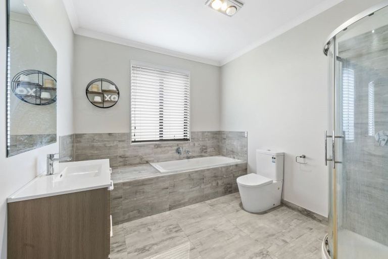 Photo of property in 9 Penny Lane, Pukekohe, 2120