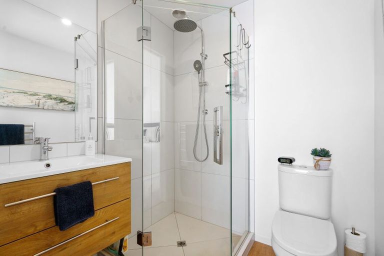 Photo of property in 2/102 Swayne Road, Cambridge, 3434