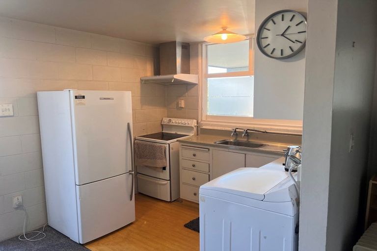 Photo of property in 2/27 Purchas Street, St Albans, Christchurch, 8014