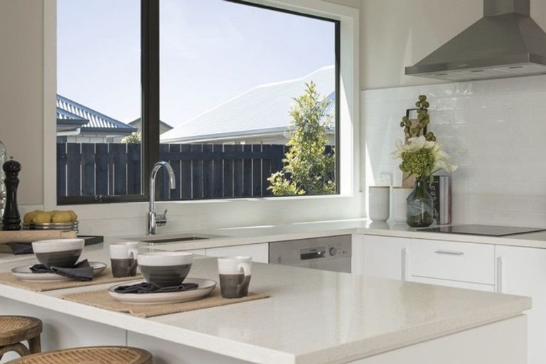 Photo of property in 10 Thoresby Mews, Avonhead, Christchurch, 8042