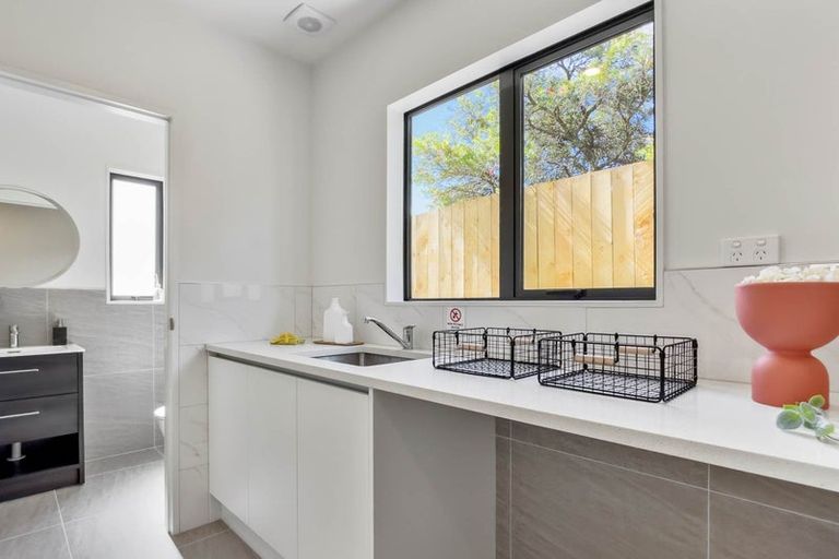 Photo of property in 10c Silver Birch Rise, Henderson, Auckland, 0612