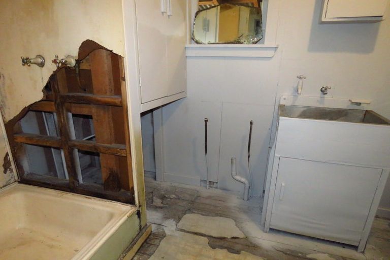 Photo of property in 16b Peel Street, Westport, 7825