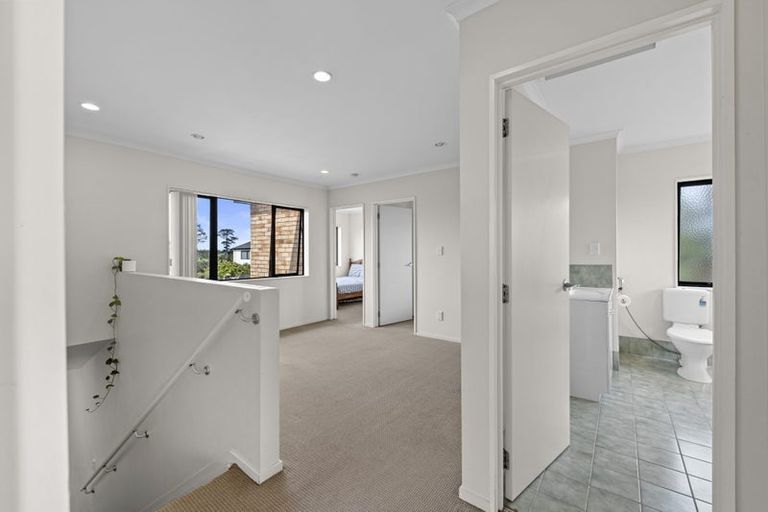 Photo of property in 84 Naylors Drive, Mangere, Auckland, 2022