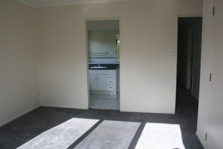 Photo of property in 5 Hawk Place, Welcome Bay, Tauranga, 3112