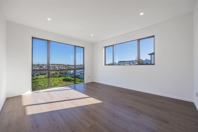 Photo of property in 6 Ta Moko Drive, Gulf Harbour, 0930