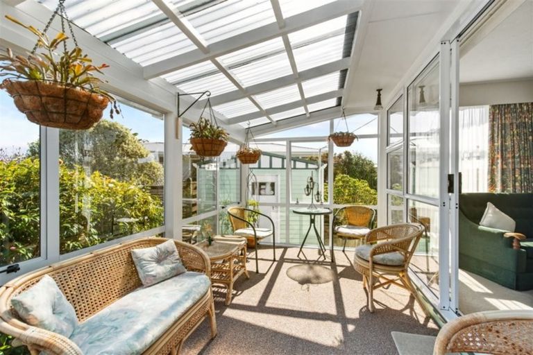 Photo of property in 1 Jay Street, Paparangi, Wellington, 6037