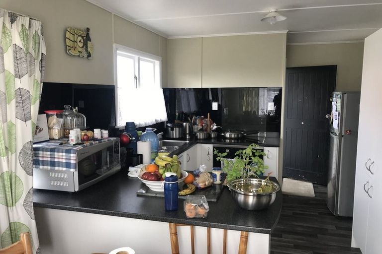 Photo of property in 198 Ngamotu Road, Spotswood, New Plymouth, 4310