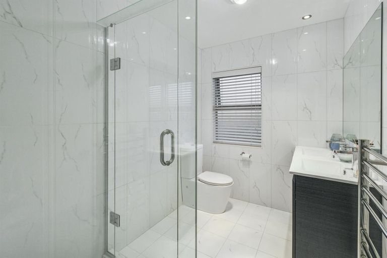 Photo of property in 51 Castlederg Drive, Flat Bush, Auckland, 2019