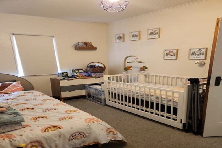 Photo of property in 63 Trafalgar Street, Waterloo, Lower Hutt, 5011