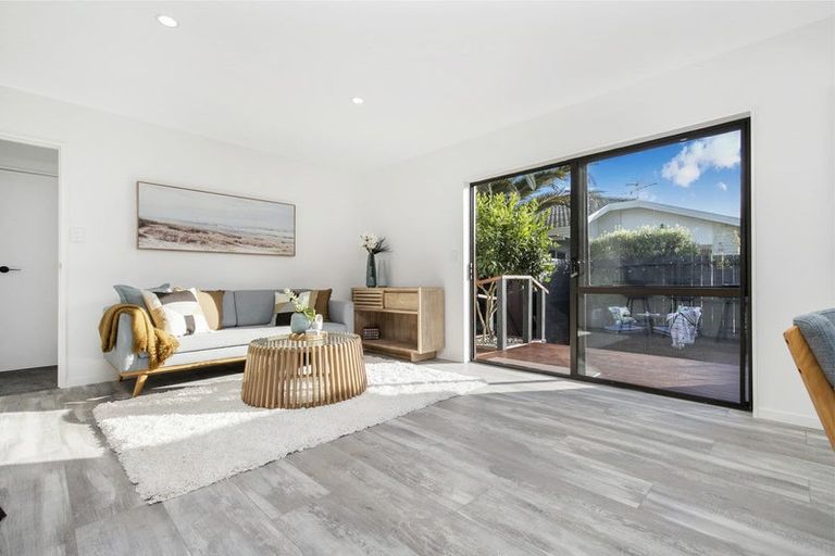 Photo of property in 1/35 Alice Avenue, Orewa, 0931