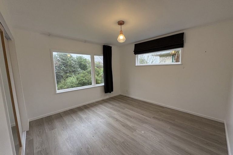 Photo of property in 72c Black Rock Road, Newlands, Wellington, 6037