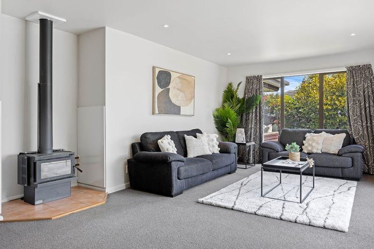 Photo of property in 168 Cashmere Road, Hoon Hay, Christchurch, 8025