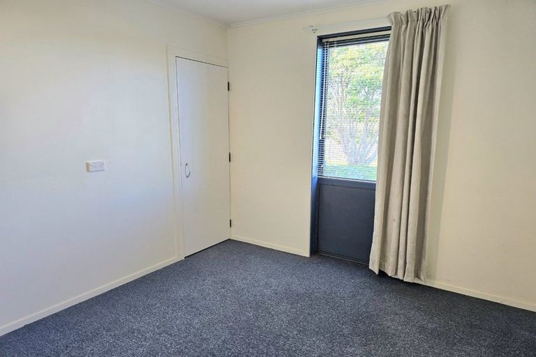 Photo of property in 4 Acacia Avenue, Maungaraki, Lower Hutt, 5010