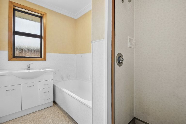 Photo of property in 10 Weir Street, Green Island, Dunedin, 9018