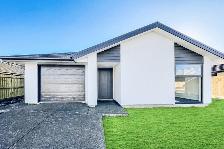 Photo of property in 36 Pitcaithly Street, Halswell, Christchurch, 8025