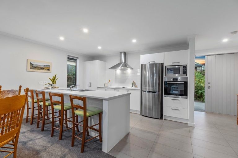 Photo of property in 114 Kennedy Road, Pyes Pa, Tauranga, 3112