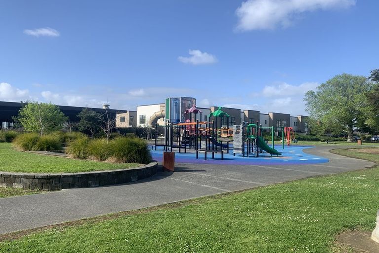 Photo of property in 6 Te Napi Drive, Takanini, Auckland, 2112