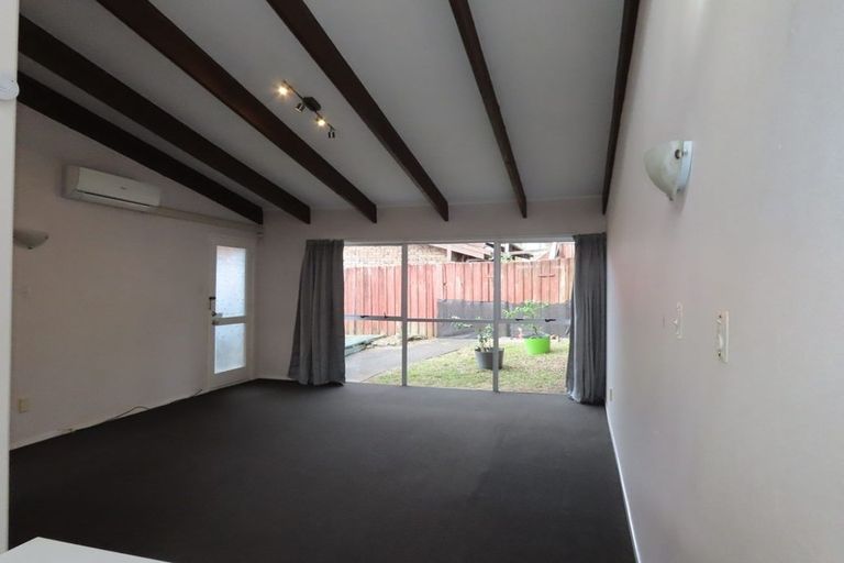 Photo of property in 4/42 James Laurie Street, Henderson, Auckland, 0612