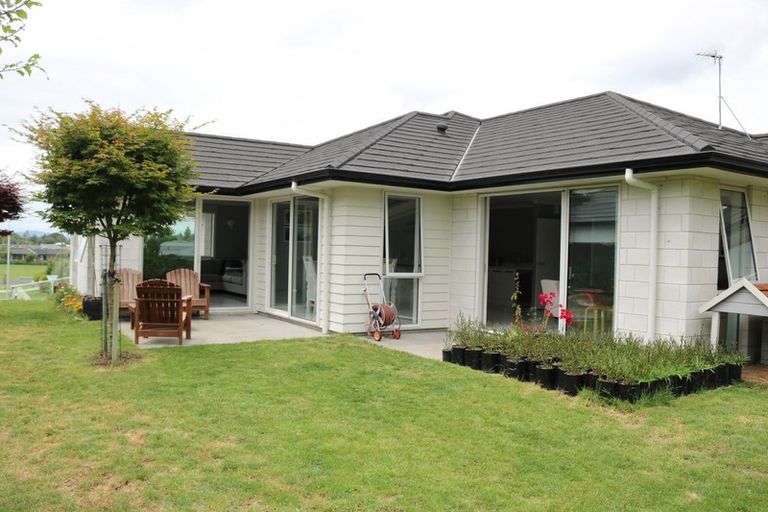 Photo of property in 8 Oak Ridge Drive, Te Awamutu, 3800