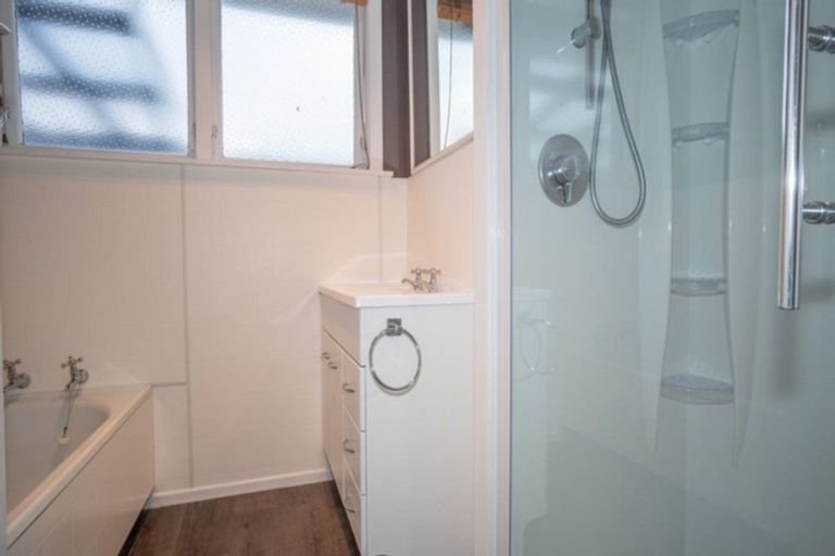 Photo of property in 28 Kaituna Street, Milson, Palmerston North, 4414
