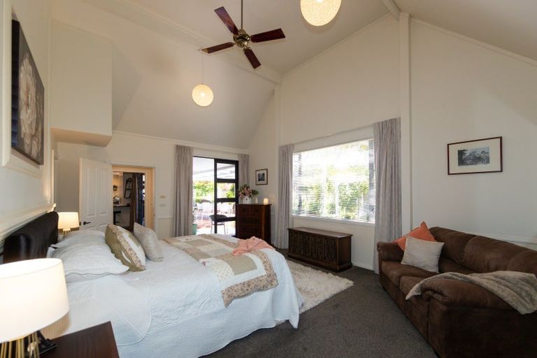 Photo of property in 38 Kensington Drive, Taradale, Napier, 4112